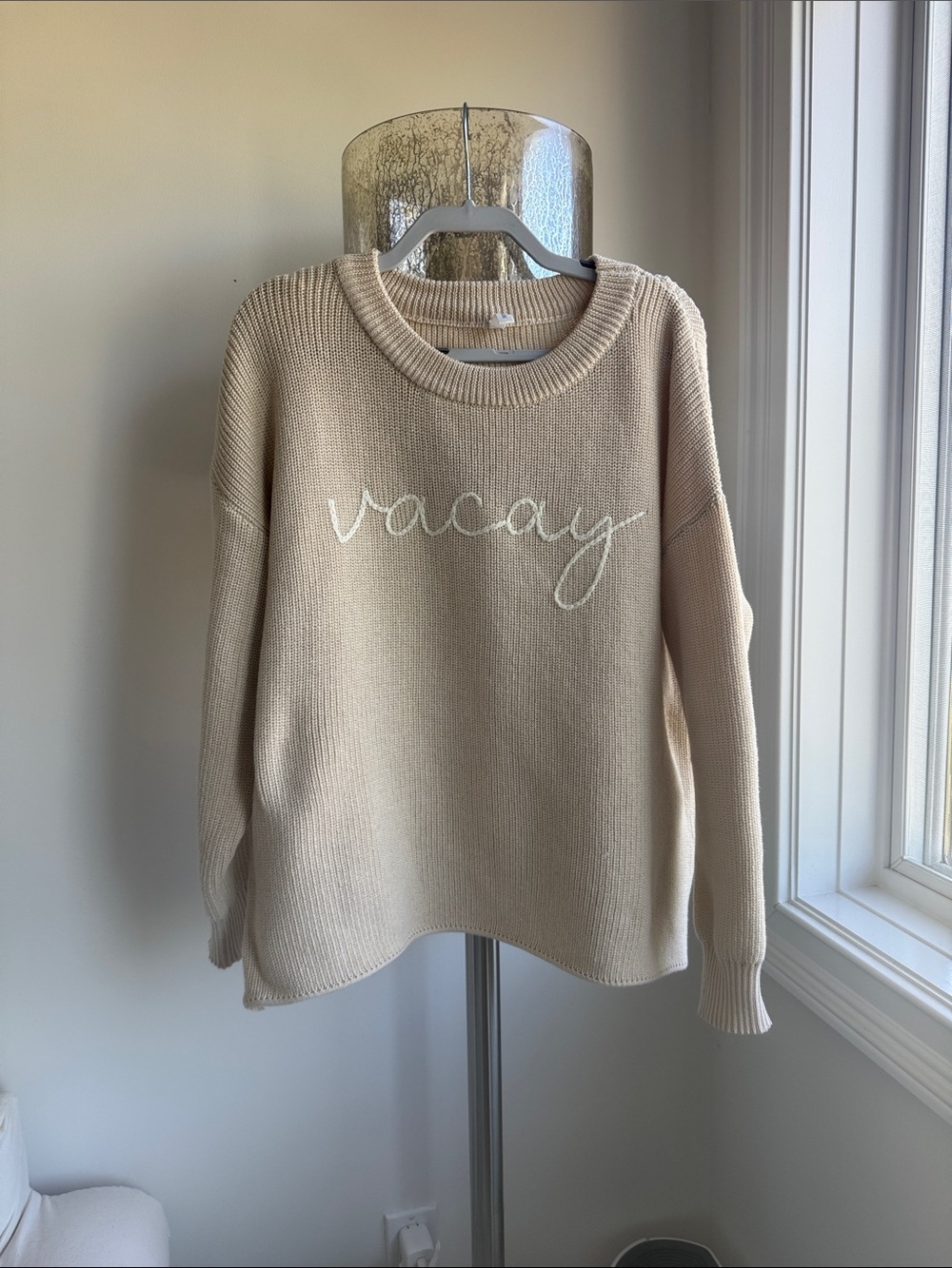 Wishlist Cream 'Vacay' Crewneck Sweater
